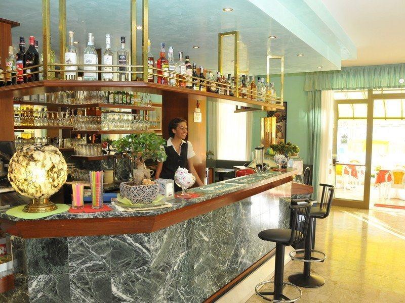 Hotel Jadran Jesolo Extérieur photo